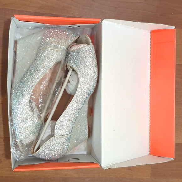 De Blossom Collection Glitter Wedge Heels - Picture 1 of 4